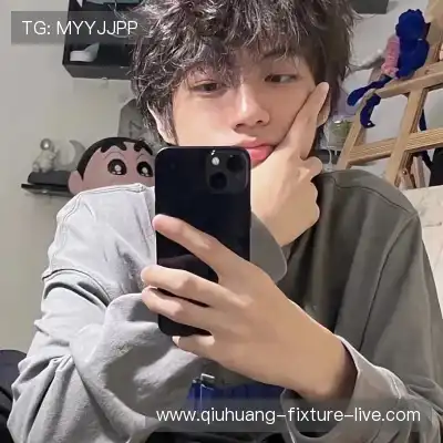 骆铖柳